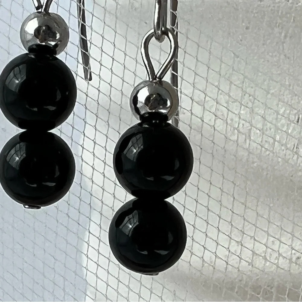 𝅺Petite Black Onyx Earrings